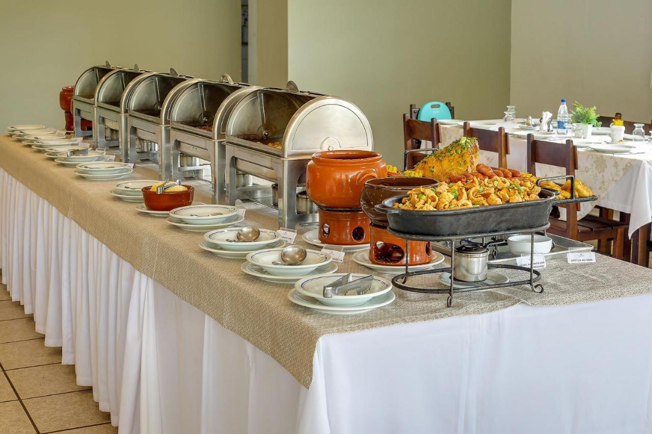 Águas de Lindóia Hotel Fredy מראה חיצוני תמונה